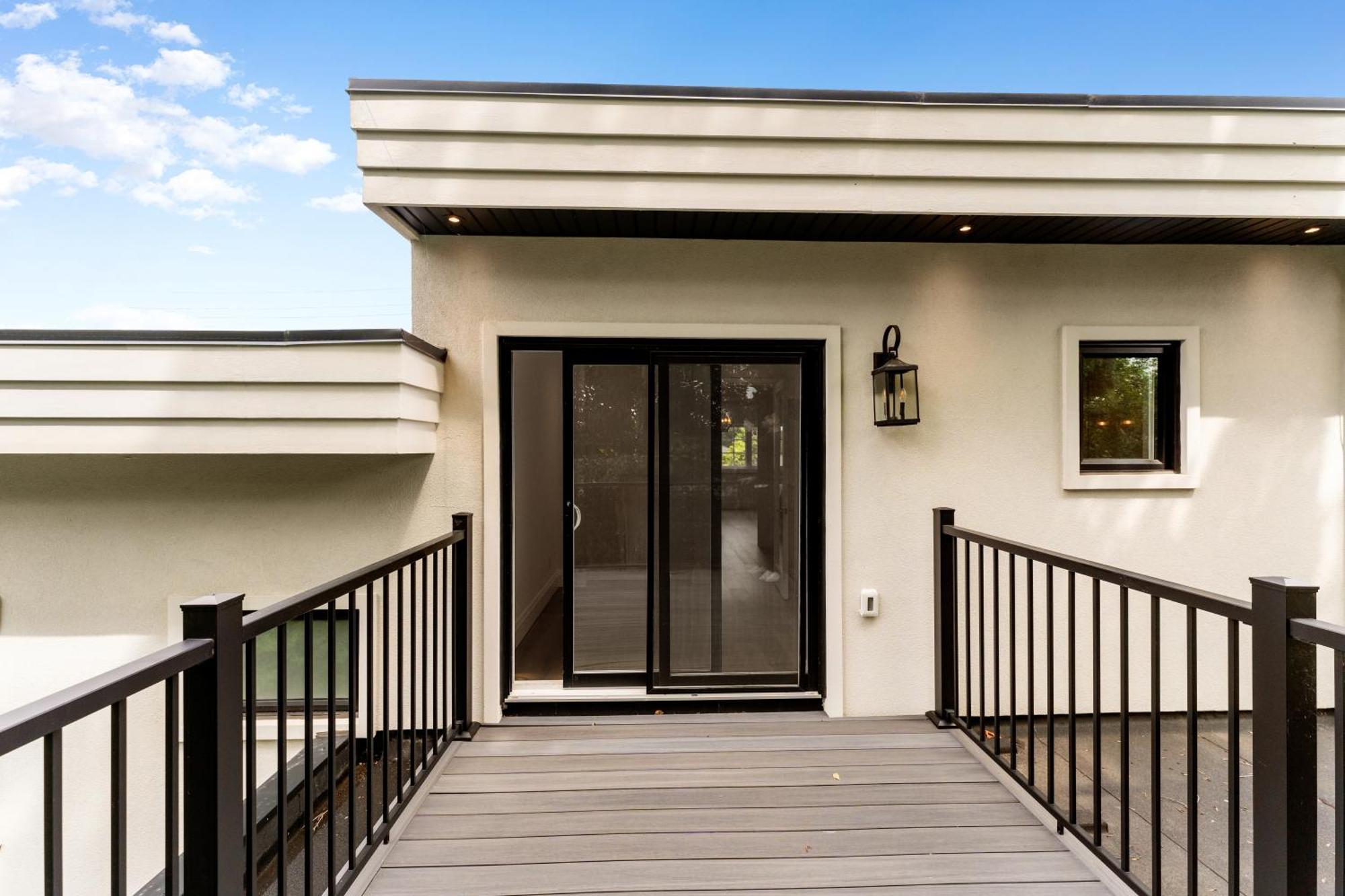Luxury Home - 5 Min From Airport, 15 To Downtown Toronto Zewnętrze zdjęcie